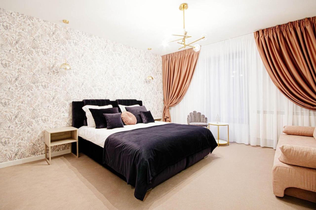 Liane Boutique Hotel Câmpulung Moldovenesc Buitenkant foto