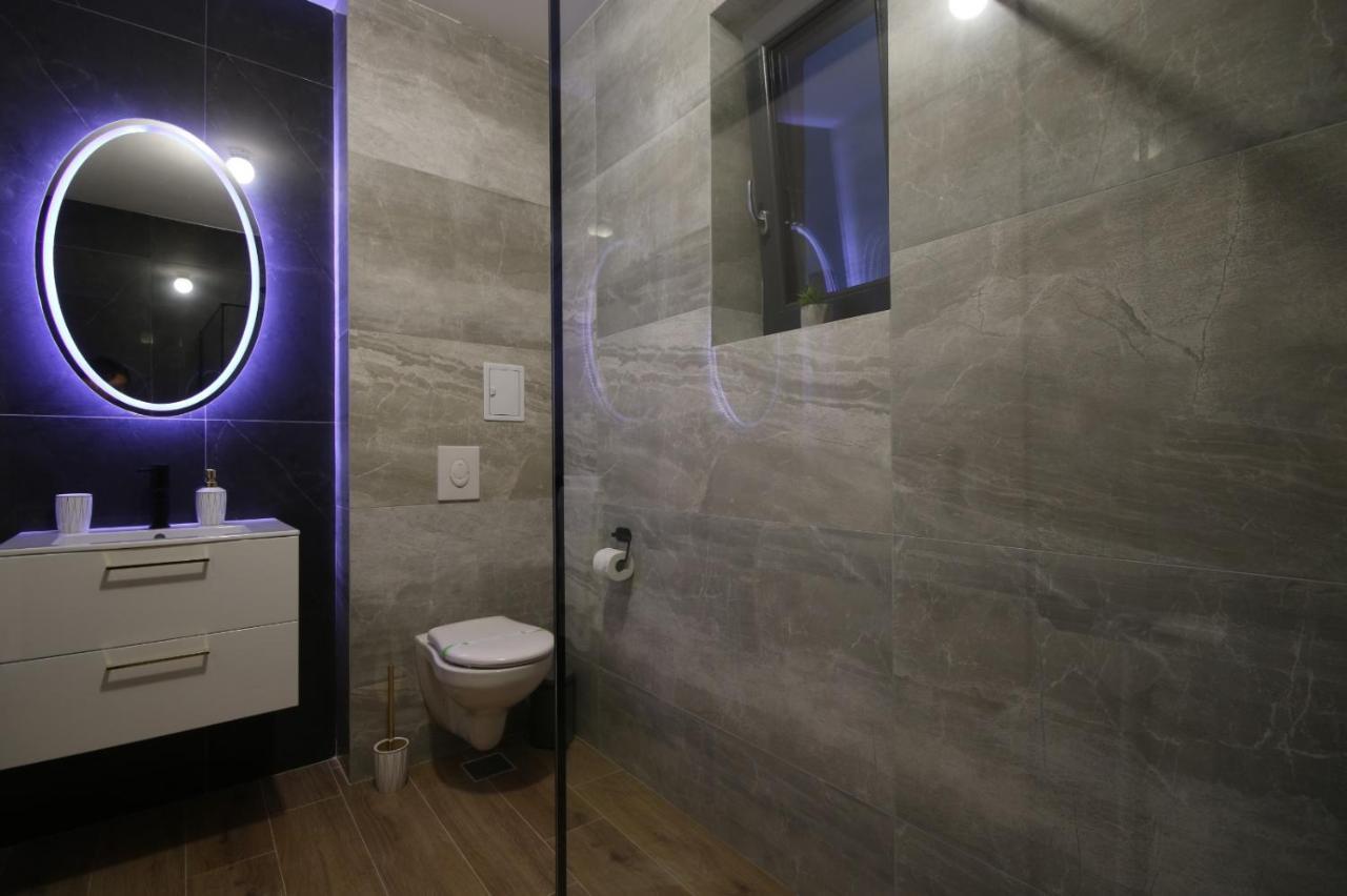 Liane Boutique Hotel Câmpulung Moldovenesc Buitenkant foto