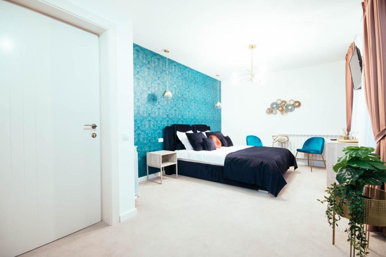 Liane Boutique Hotel Câmpulung Moldovenesc Buitenkant foto