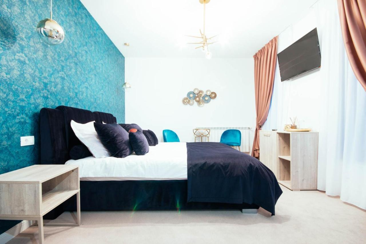 Liane Boutique Hotel Câmpulung Moldovenesc Buitenkant foto